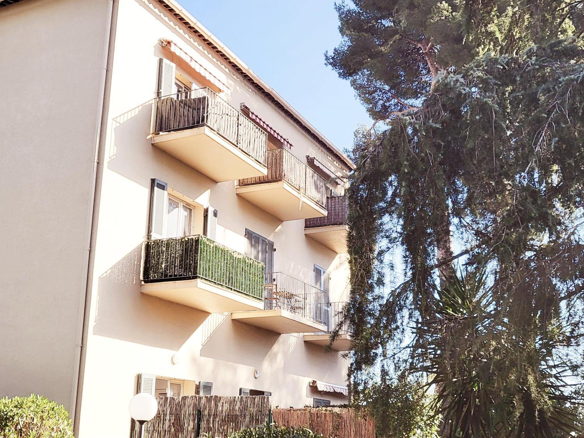 Apartment La Costabella A Hyeres-les-palmiers Hyères